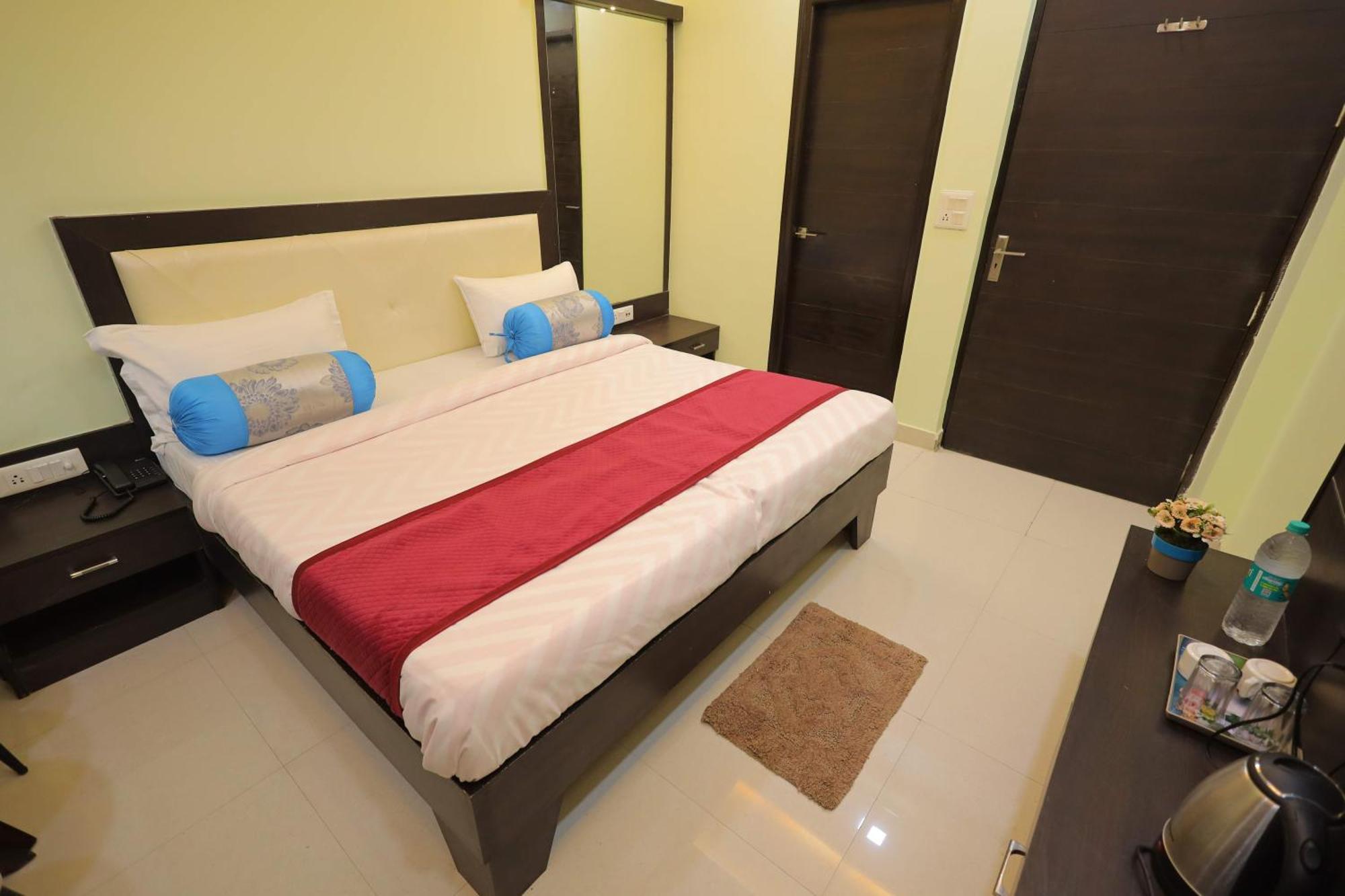 Shakti Villa Home Stay Агра Екстериор снимка